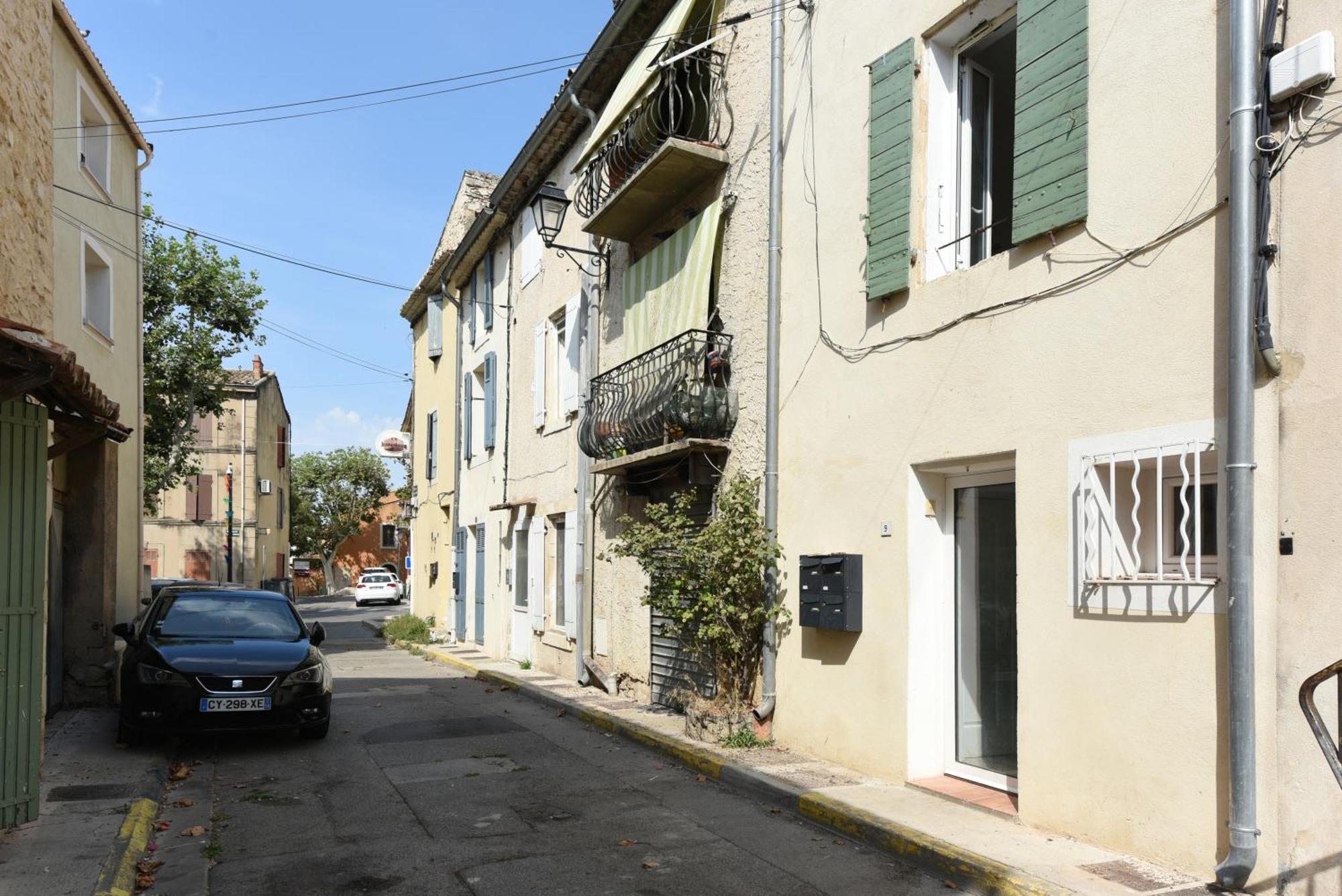 Studio Garrigue La Fare-les-Oliviers Exterior photo